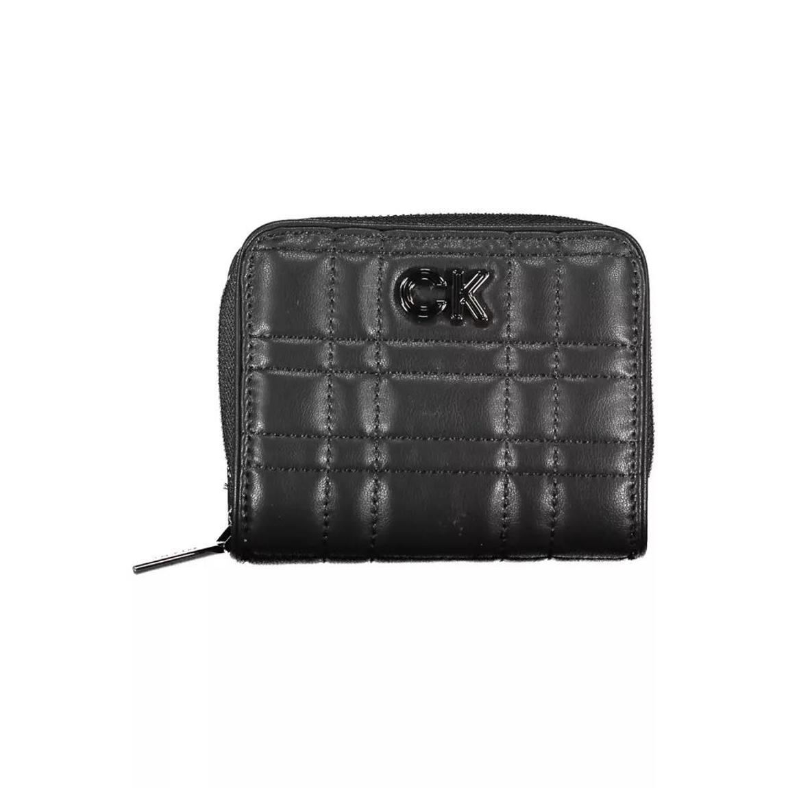 Quilted Wallet Black Wo main product photo