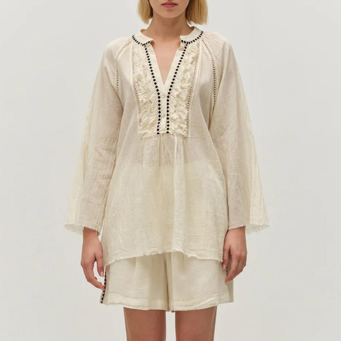 Apology Blouse main product photo