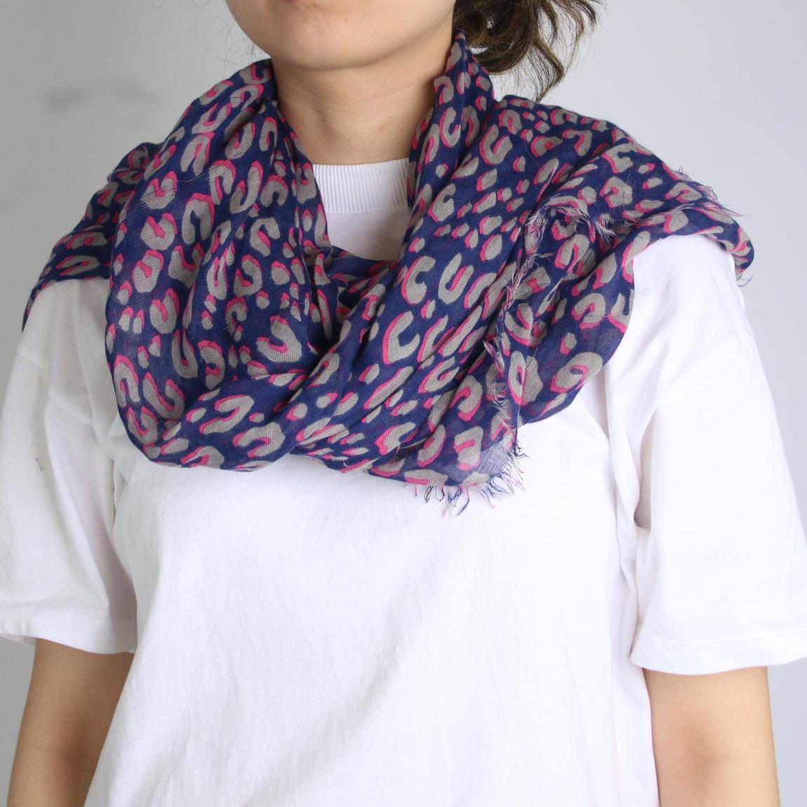 Blue leopard print scarf main product photo