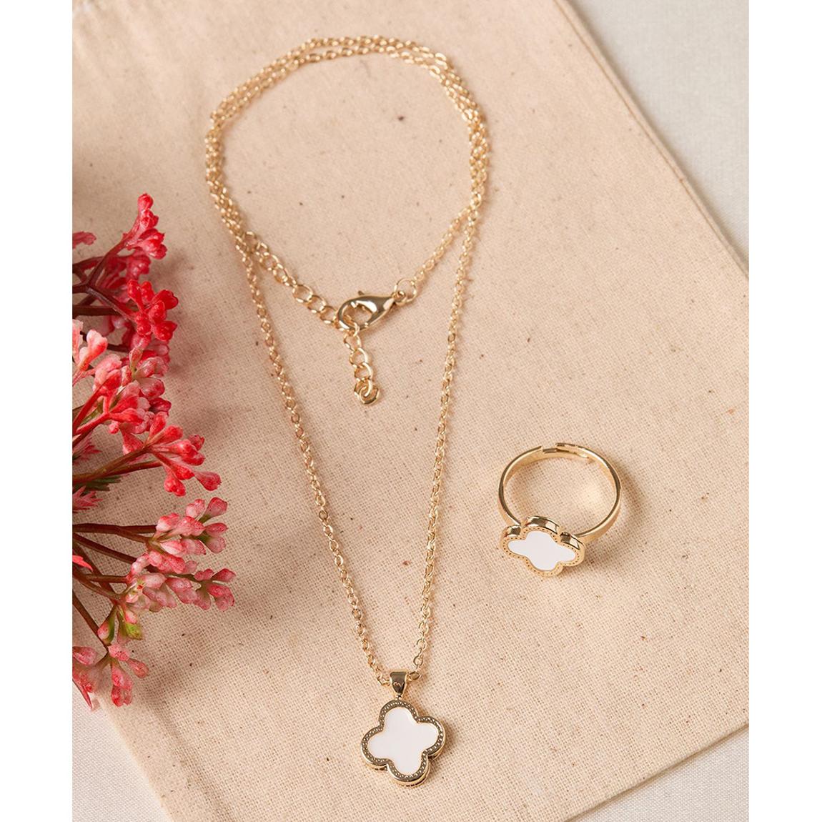 White & Gold Metal Colver Necklace & Ring Set main product photo