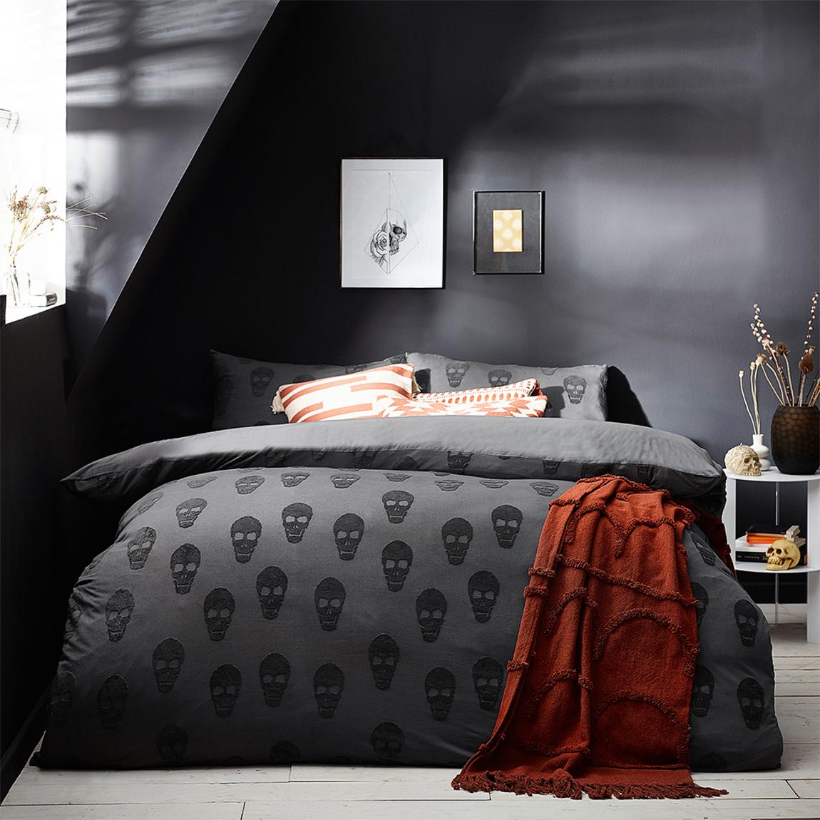 furn. Skulls Charcoal Duvet Cover Set main product photo