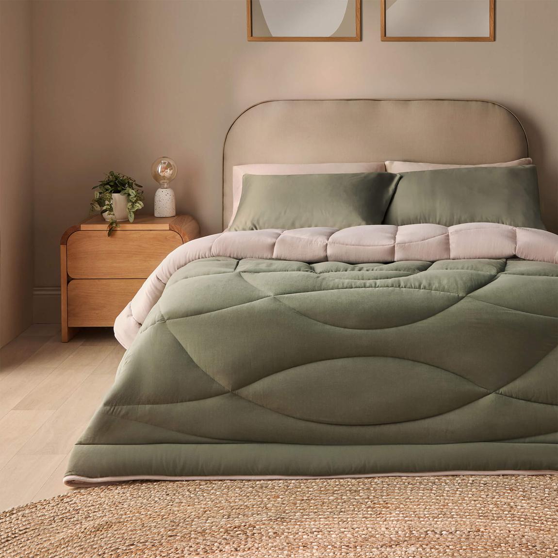 Silentnight Luxury Washed 10.5 Tog Coverless Duvet with Matching Pillowcases, Olive/Taupe main product photo