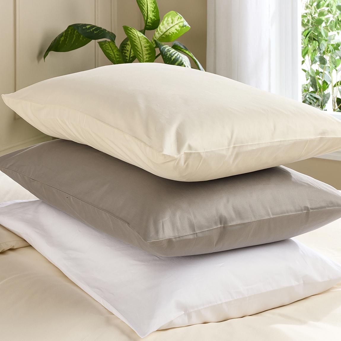Hotel Pure Luxury 4 Star Classic Pillowcase - Pair Cream main product photo