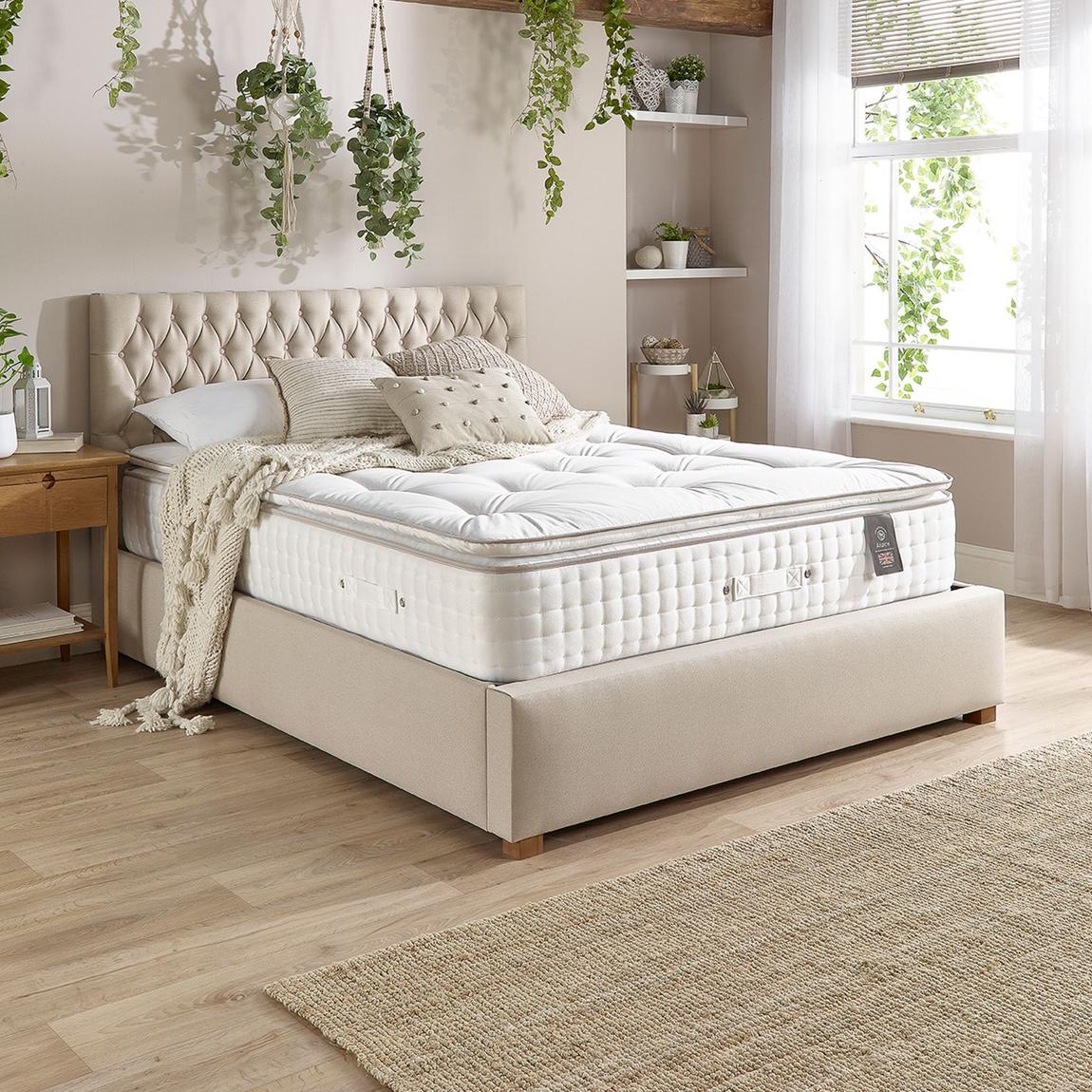 7000 Pocket Natural Pillow Top Mattress, Superking main product photo