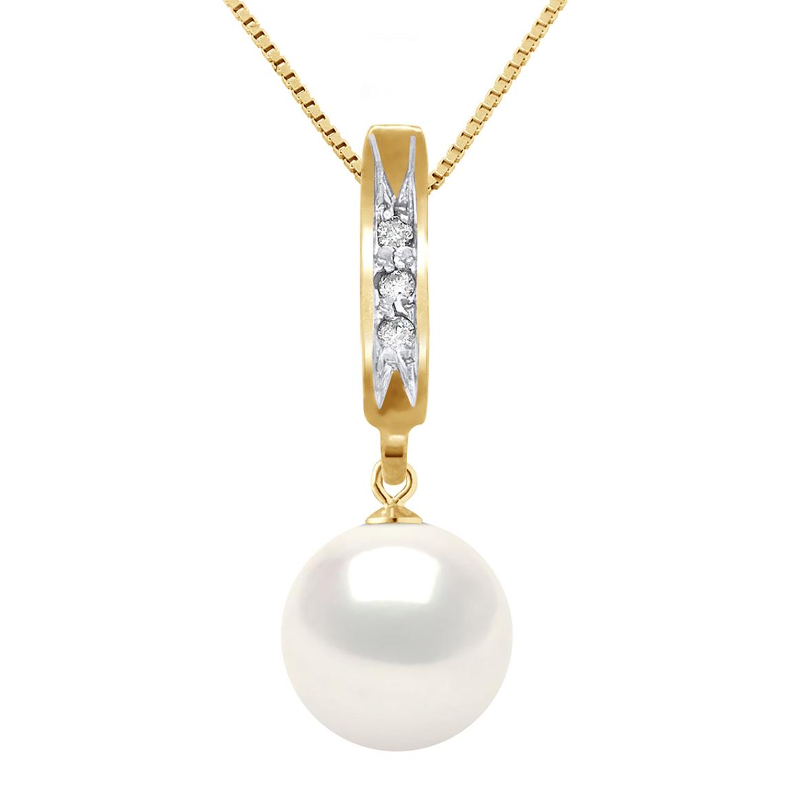 Natural White Pear Pearl 8-9 mm Prestige Yellow Gold & Diamond Necklace main product photo
