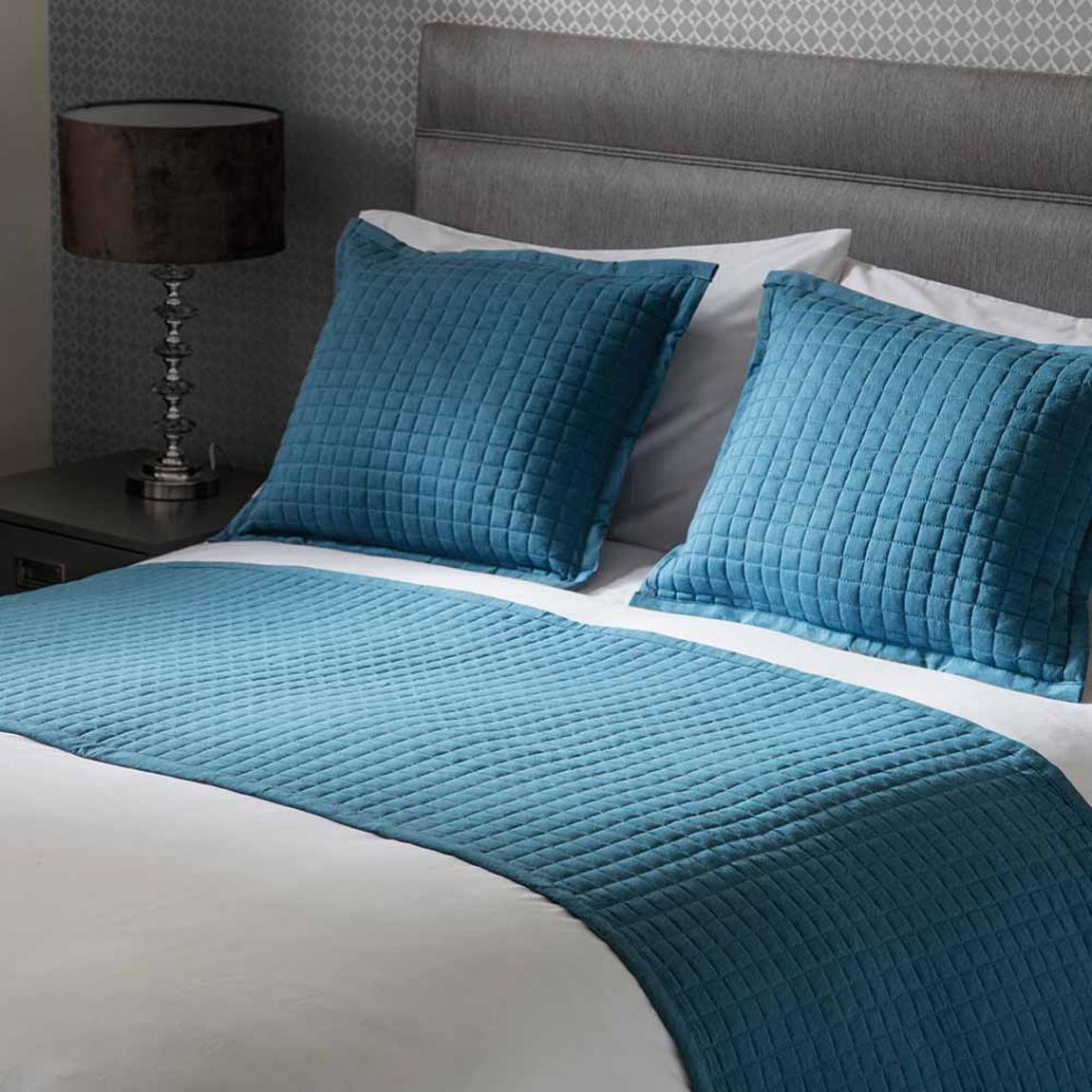 Belledorm Crompton Bed Runner Cobalt 70 X 220Cm main product photo