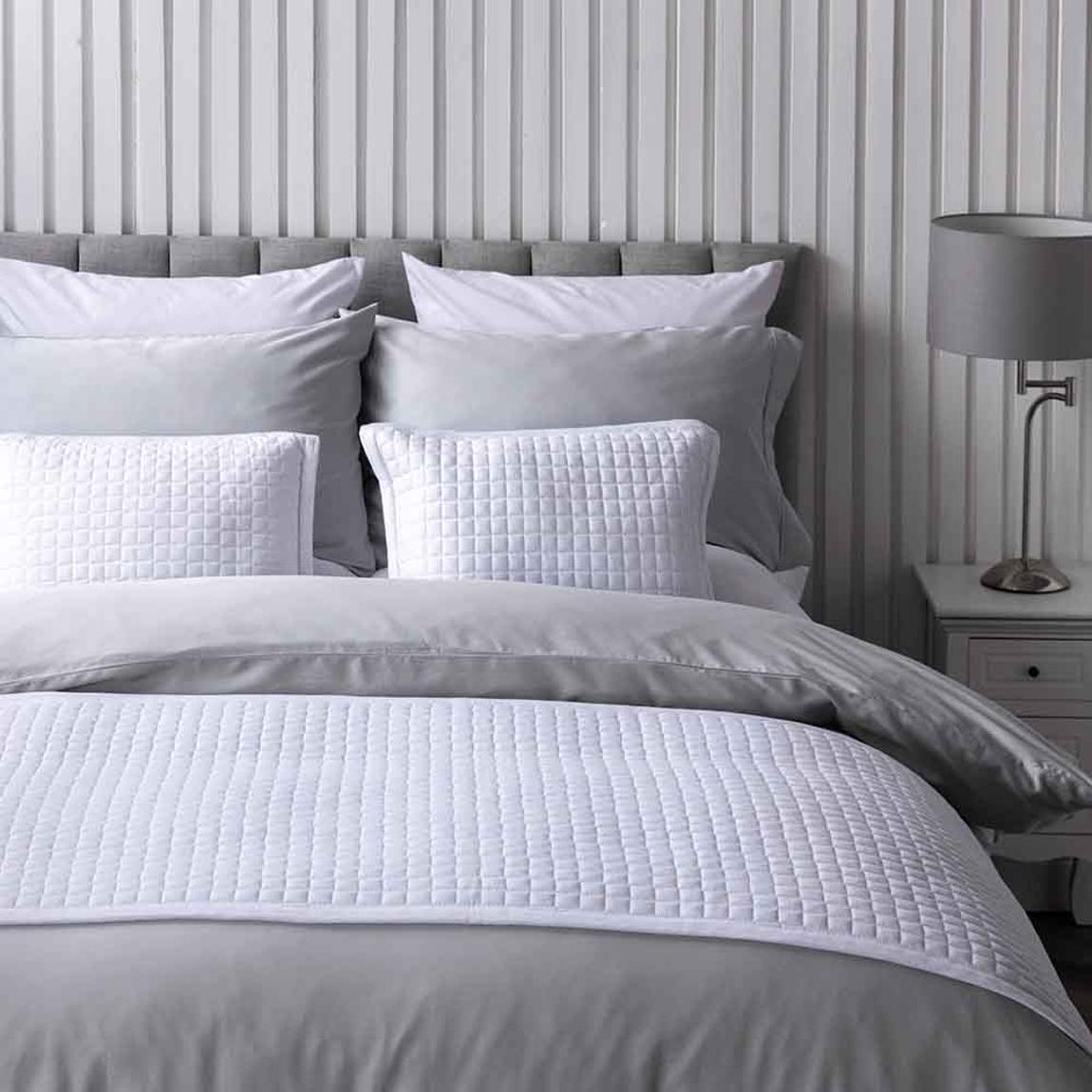 Belledorm Crompton Bed Runner White 70 X 220Cm main product photo