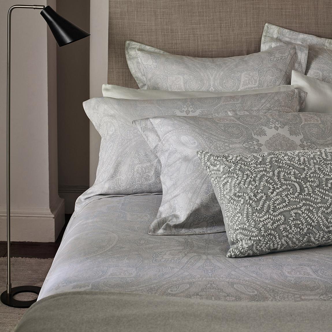 Elswick Paisley Oxford Pillowcase, Quartz Grey/Silver main product photo