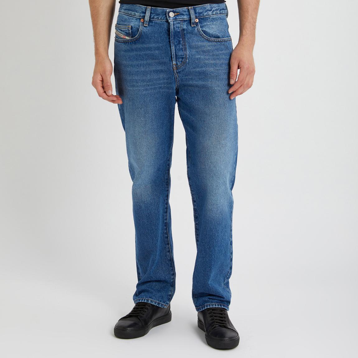 Mid Blue D-Viker Straight Stretch Jeans main product photo