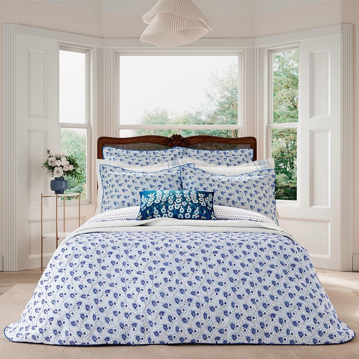 Swanwick King Duvet Cover, Indigo Blue & White main product photo