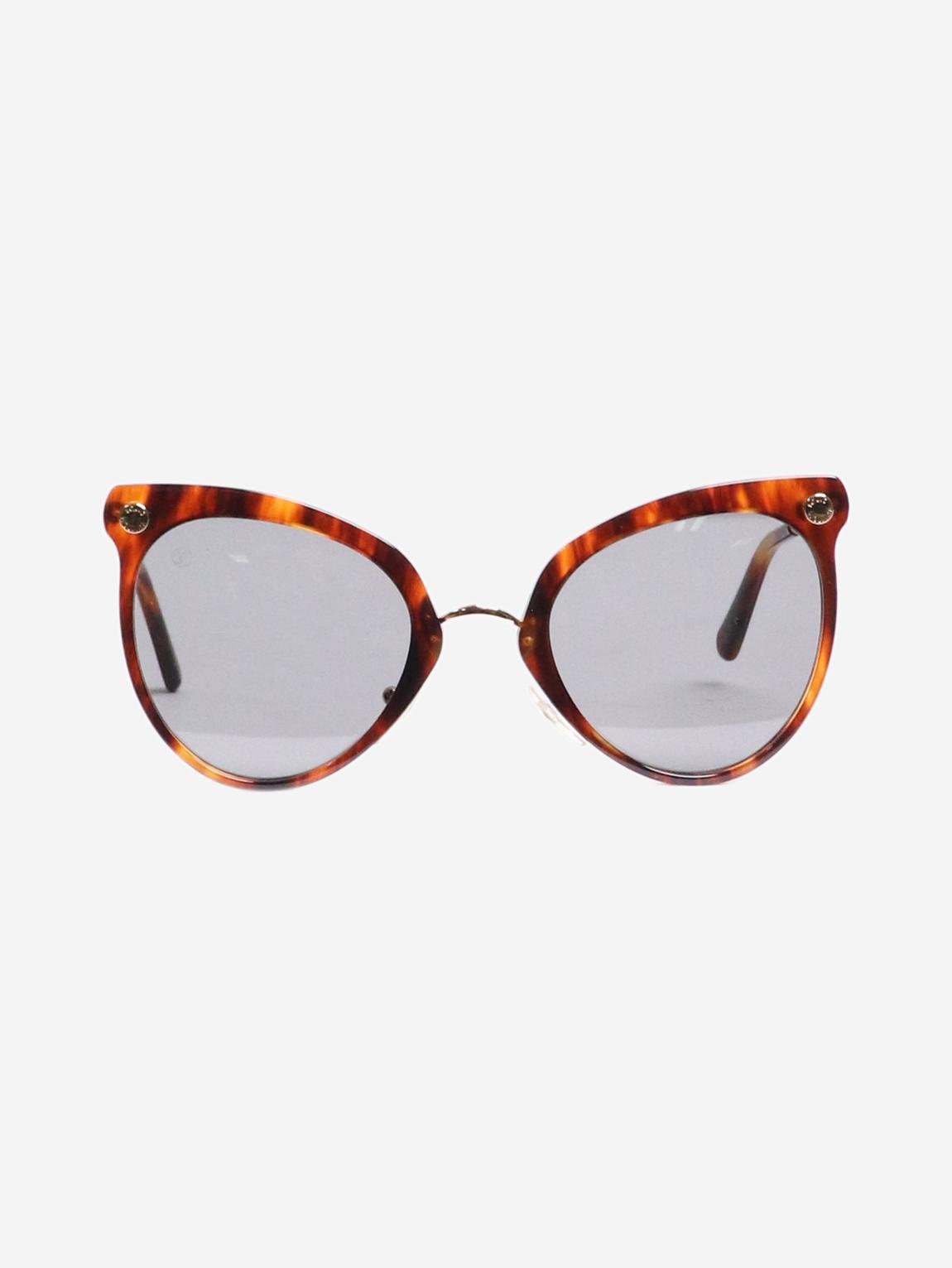 Brown tortoise shell cat-eye sunglasses main product photo