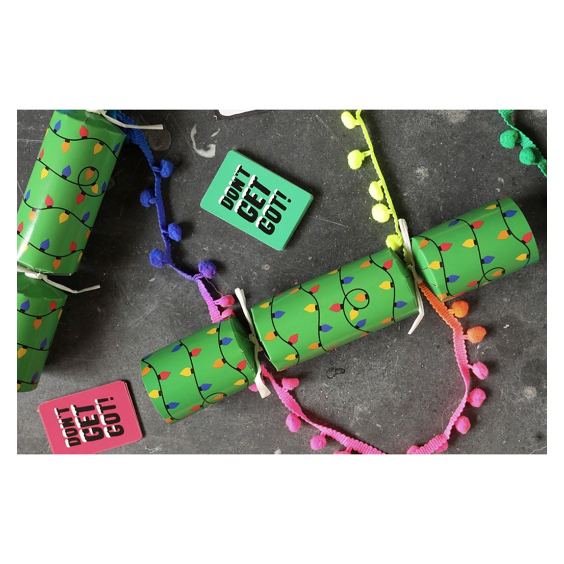 Set Of 6 Don't Get Got Christmas Crackers