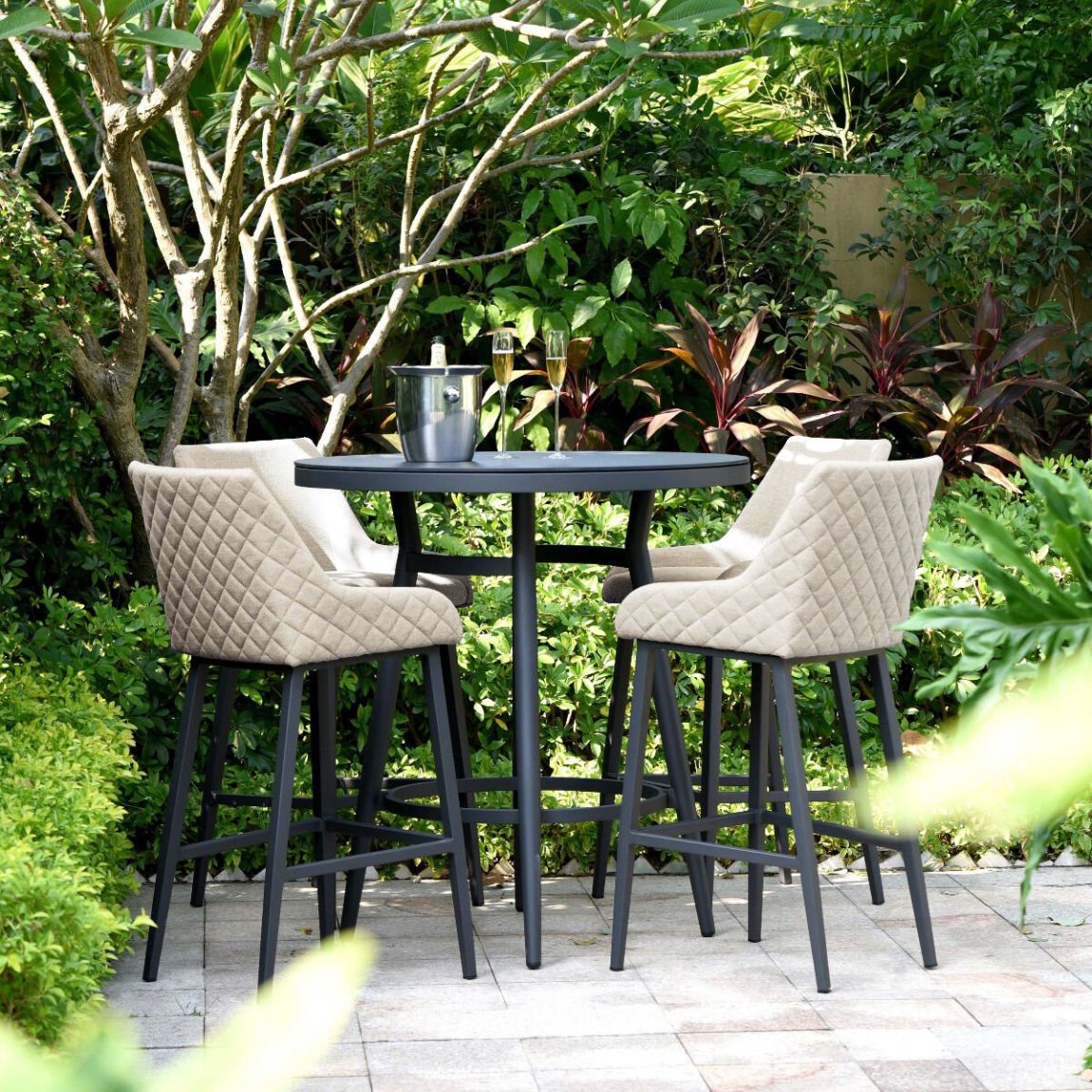 Regal 4 Seat Round Bar Set - Oatmeal