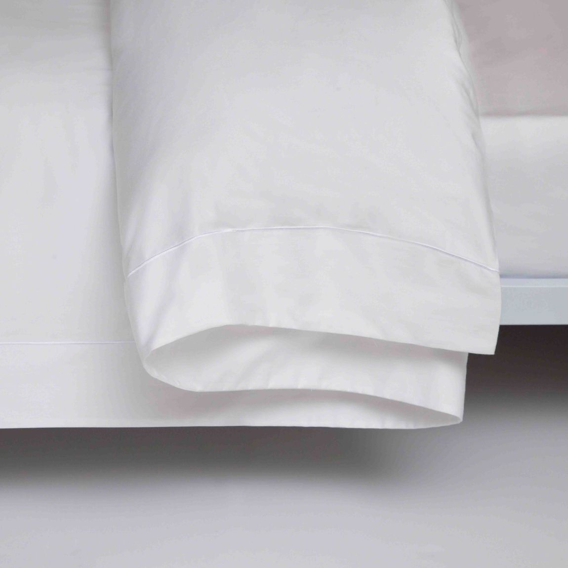Belledorm Egyptian Cotton 400 Thread Count Oxford Duvet Cover,Double White