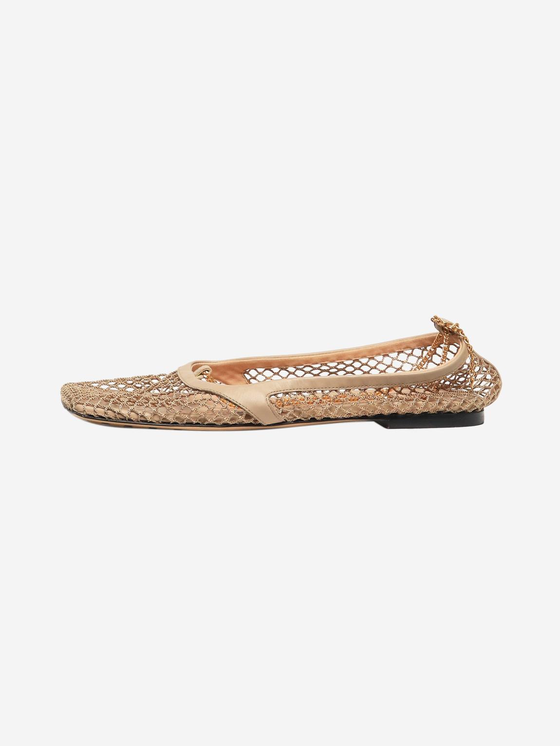 Beige stretch flats main product photo