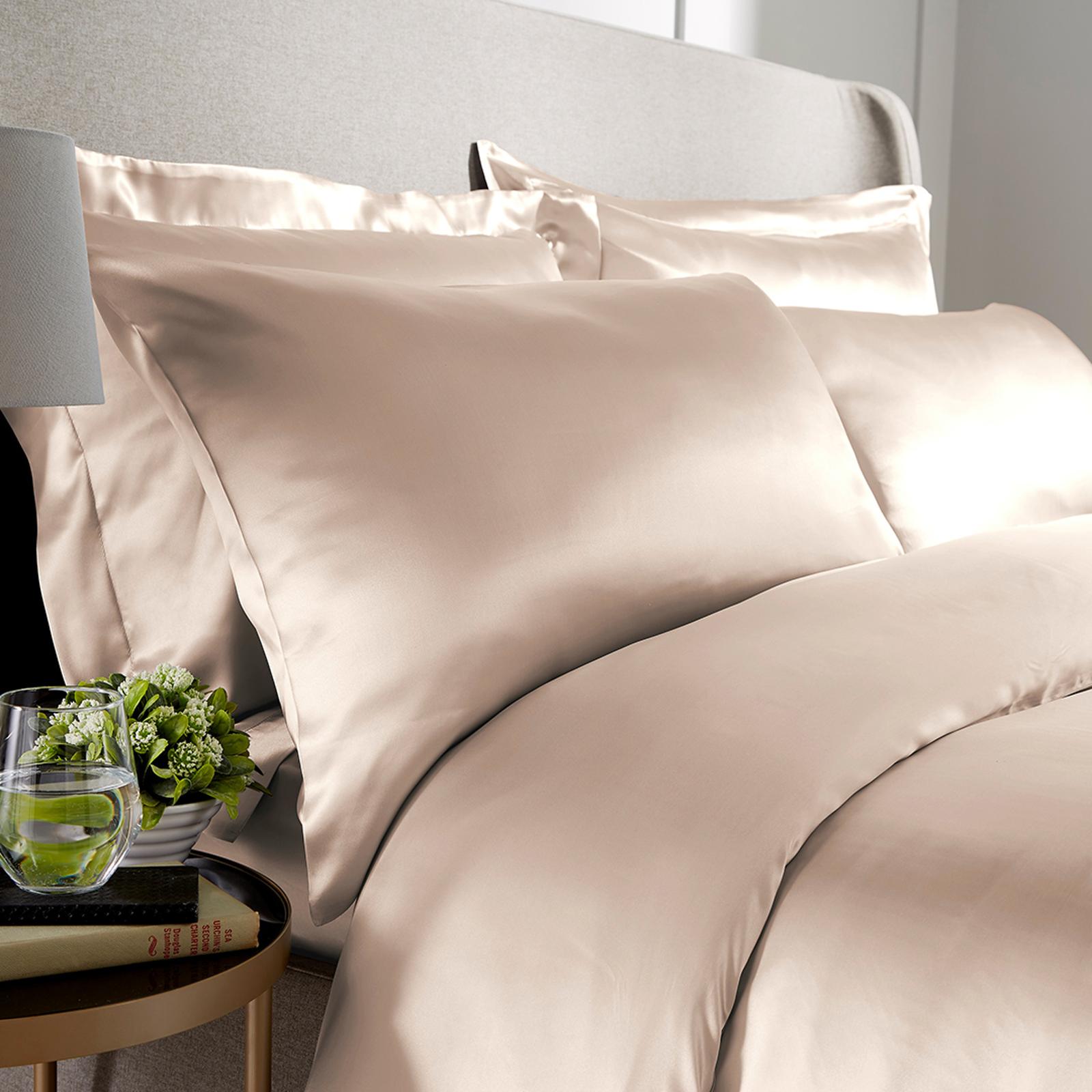 Silk King Duvet Cover, Pink BrandAlley