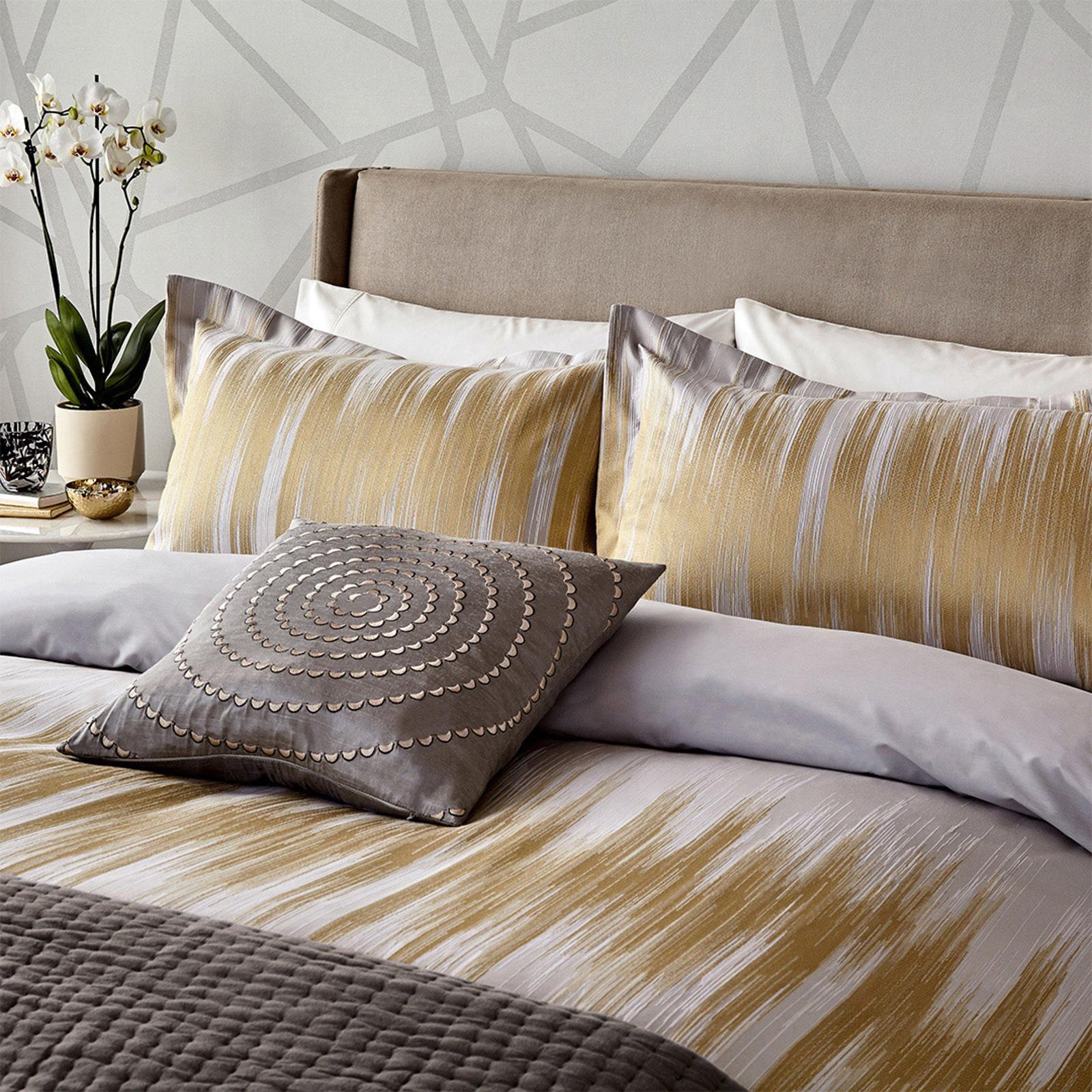 Motion Double Duvet Cover, Ochre BrandAlley