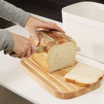 Bread Bin with Cutting Board Lid