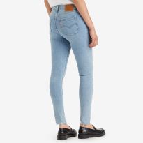 Light Wash 721&trade; High Rise Skinny Jeans