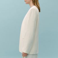 White Buttonless Blazer