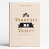 Bookshelf Album - Moments That Matter