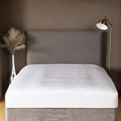 540Tc Satin Stripe Double Fitted Sheet, White