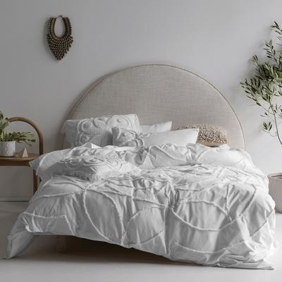 Manisha Super King Duvet Cover Set, White