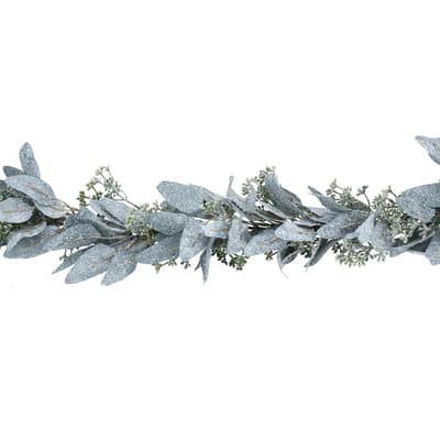 Frosted Eucalyptus Leaf Garland with Mini Berries, 190cm