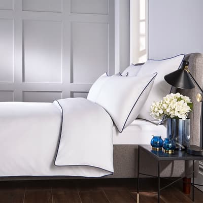 400TC Piped Superking Piped Duvet Set, White/Navy