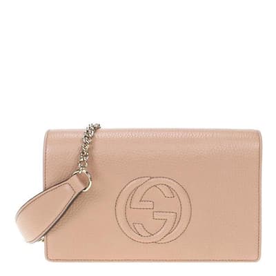 Nude Gucci GG Soho Chain Wallet Bag