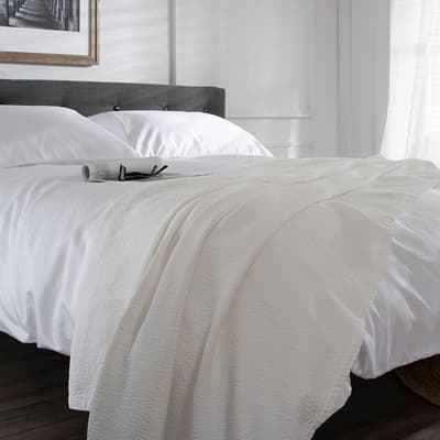 Guimaraes Bedspread, White