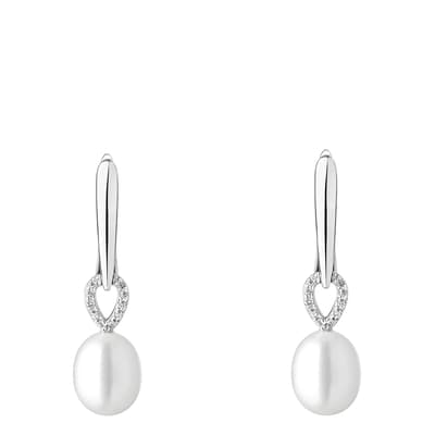 White and Silver Plated Earrings 	8-8.5mm