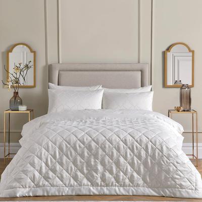 Montez Bedspread, Ivory