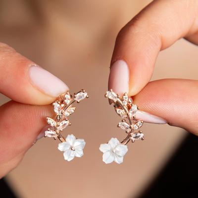 Rose Gold Flower Earring