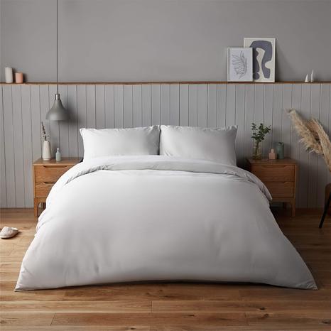 Silentnight Supersoft White Duvet Set - Double