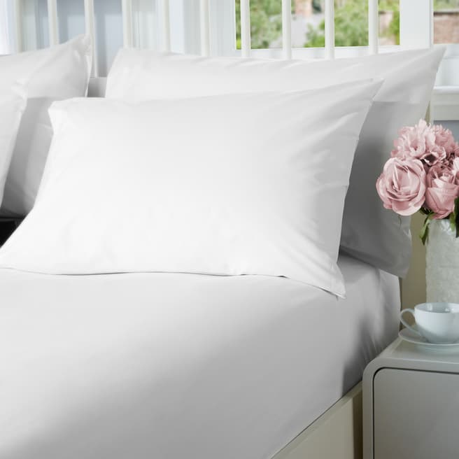 The Pure Linen Company White Superking Percale Fitted Sheet