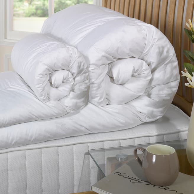 Cascade Duck Feather and Down All Seasons Single 13.5 (4.5 + 9) Tog Duvet
