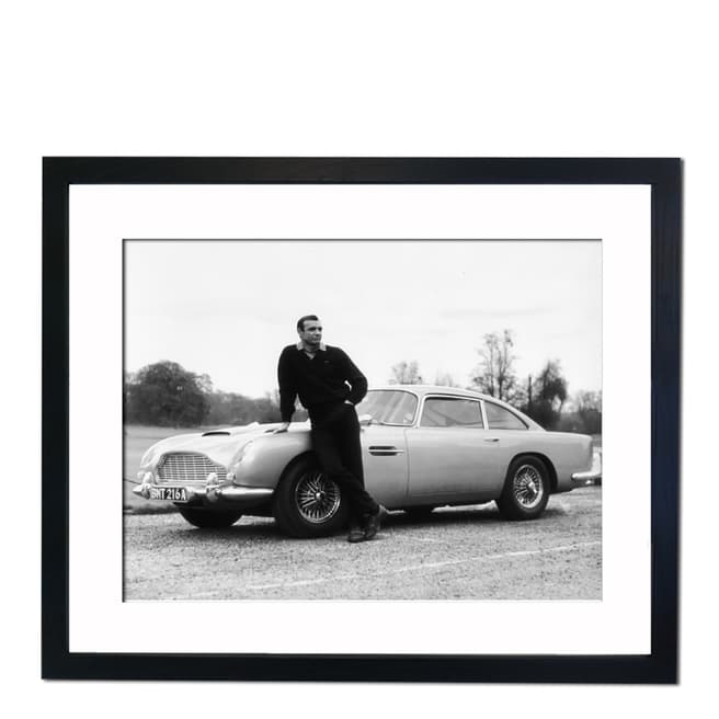 Icons Sean Connery Aston Martin DB5 1964 Framed Print 40 x 50cm