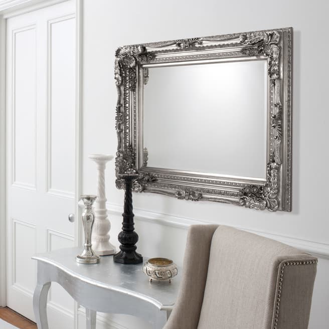 Gallery Living Carved Lucas Mirror in Silver