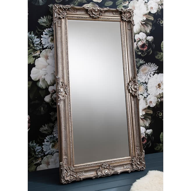 Gallery Living Doe Leaner Mirror, Silver
