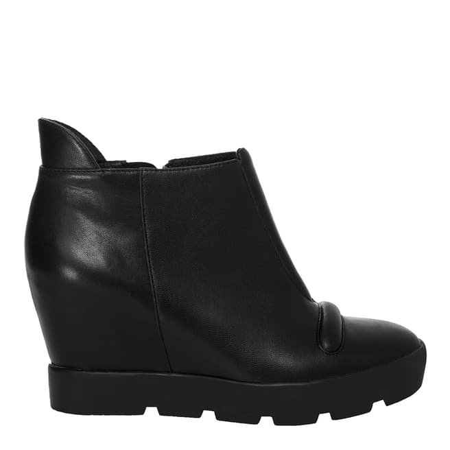 Leon Max Collection Black Leather Zest Lug Sole Wedge Bootie