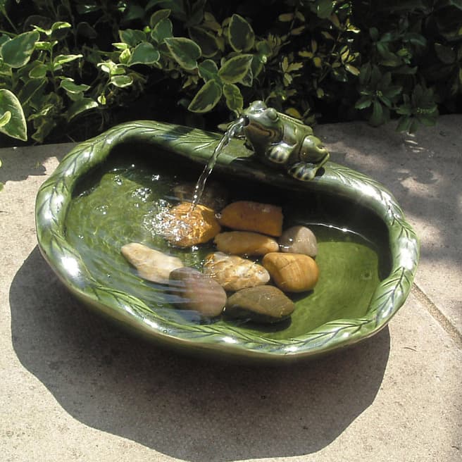 Smart Garden Green Ceramic Frog Solar Powered Fountain