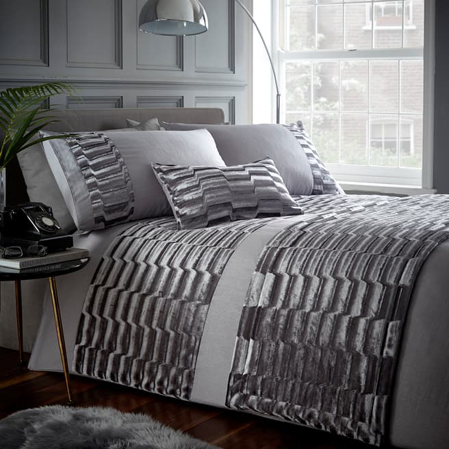 Portfolio Home Murray Quilted Runner, Stone
