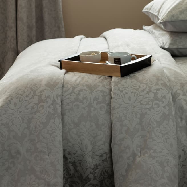 Maison Blanche Bromley Bedspread, Silver