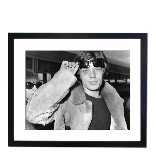 51 DNA Mick Jagger with a Black Eye 1966, Framed Art Print