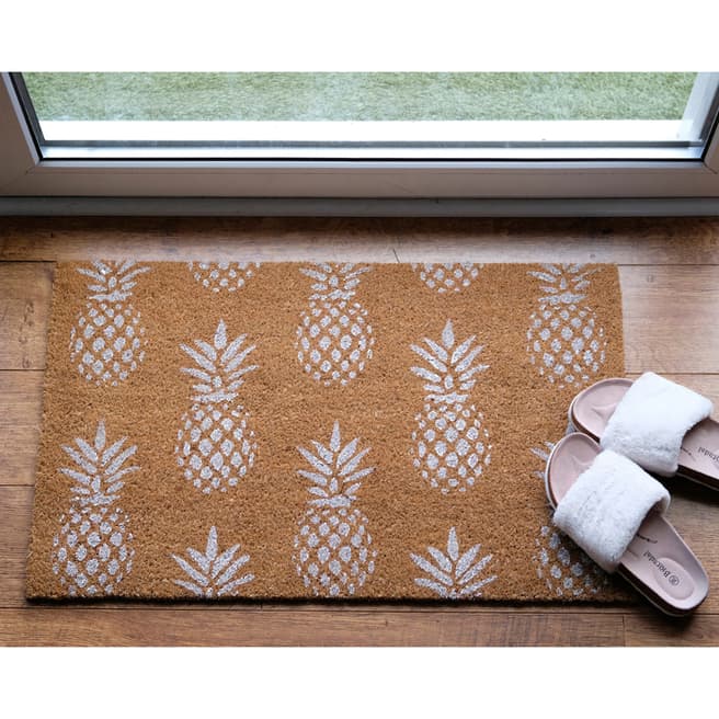 Artsy Doormats Natural Pineapple Doormat