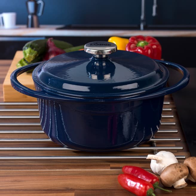 LODGE Blue Large Round Cast Iron Casserole Dish with Lid, 4L