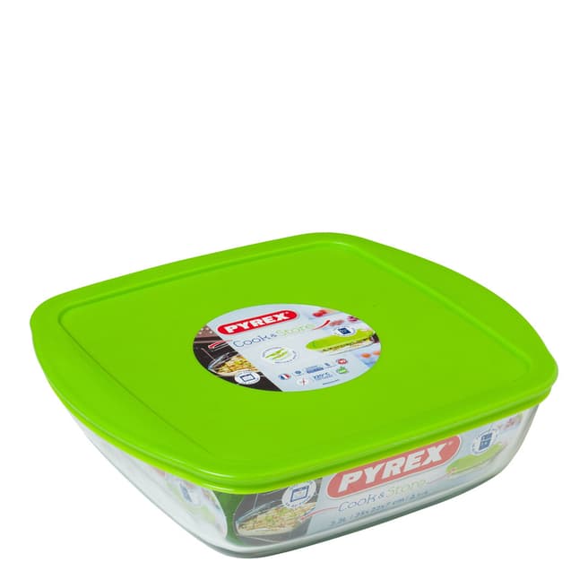 Pyrex Square Dish with lid 2.2L