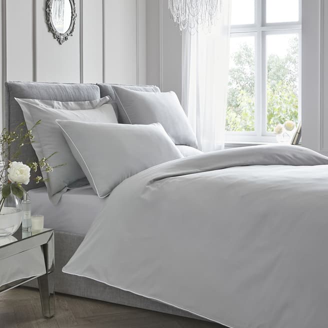 N°· Eleven Contrast Piping Single Duvet Cover Set, Silver/White