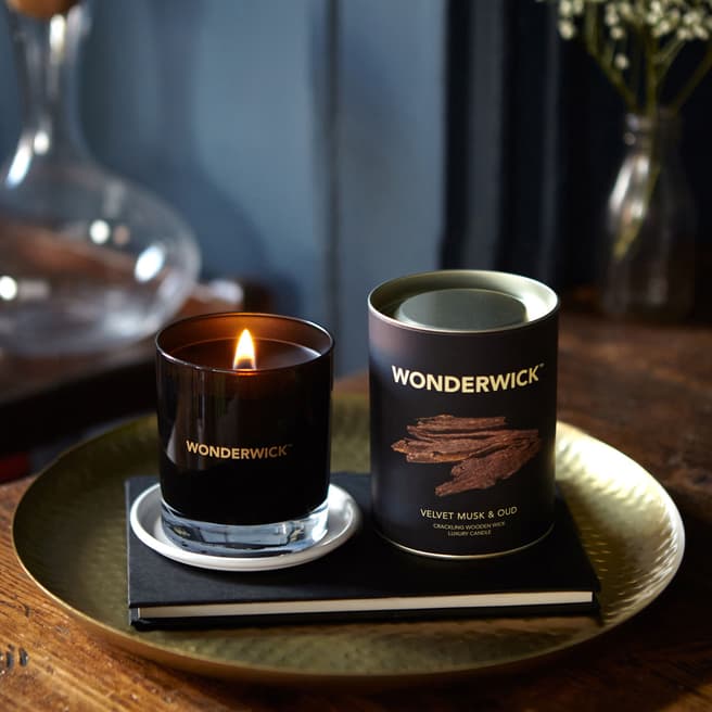 The Country Candle Company Velvet Musk & Oud Crackling Candle